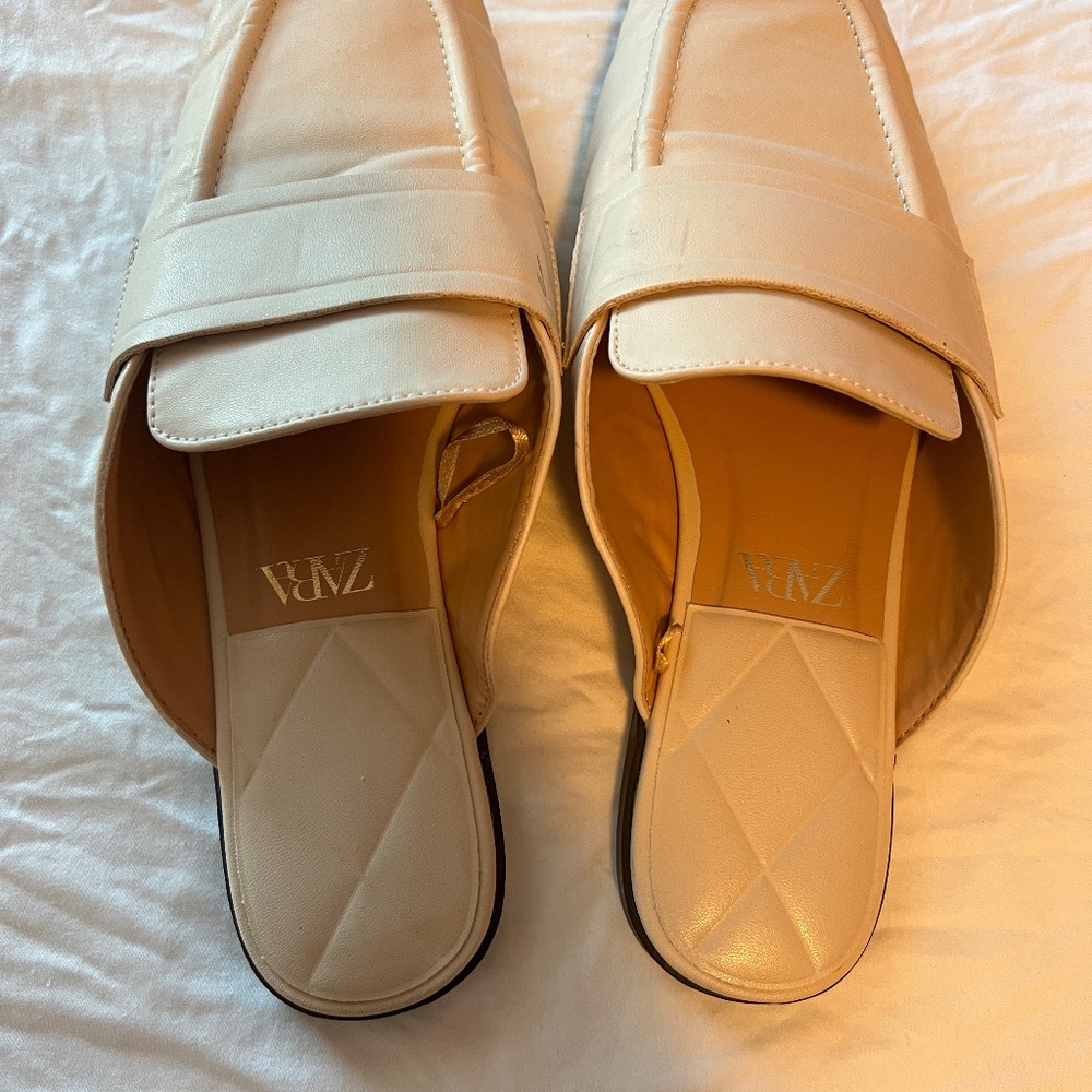 ZARA Beige Square Toe Slip On Mules - Size 39 (US 8.5)